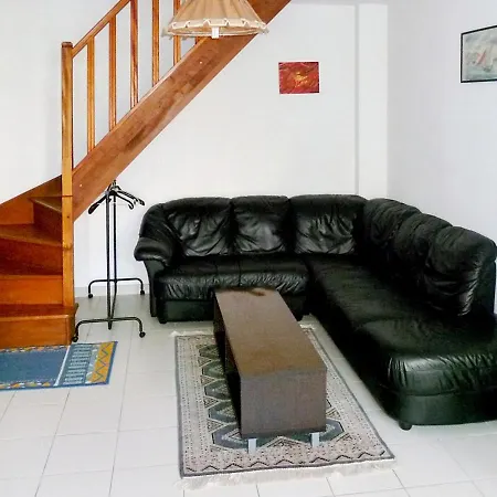 Maison De 2 Chambres Avec Jardin Clos Et Wifi A בית נופש פסאק